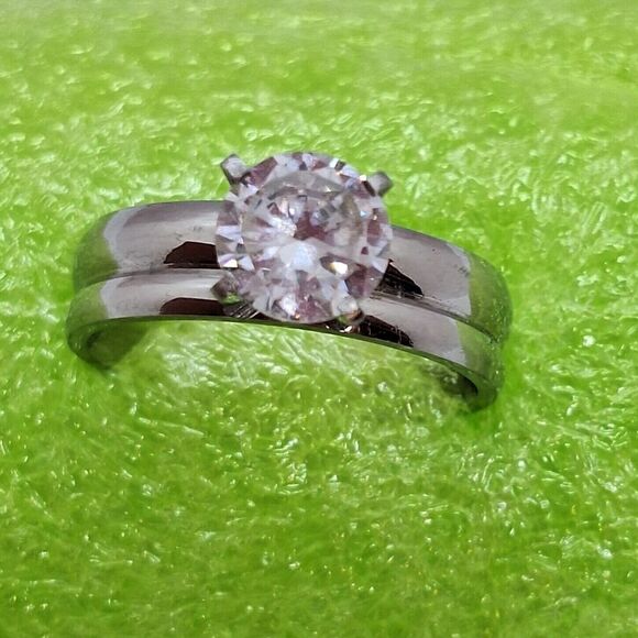 Stainless Steel Round Cz Ring Size 9 Silvertone Wedding‎ Engagement Marriage - Picture 3 of 9